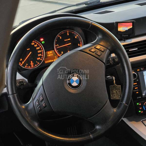 BMW 318 2.0//REST