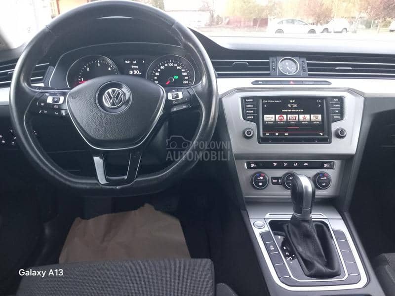 Volkswagen Passat B8 1.6 D S G  N A V I