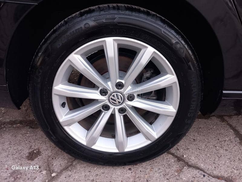 Volkswagen Passat B8 1.6 D S G  N A V I