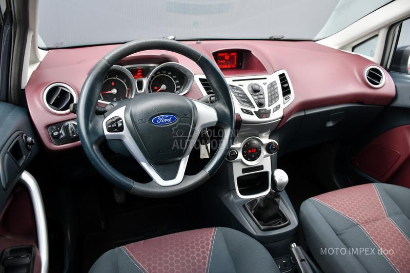 Ford Fiesta 1.2/TITANIUM/N0VA