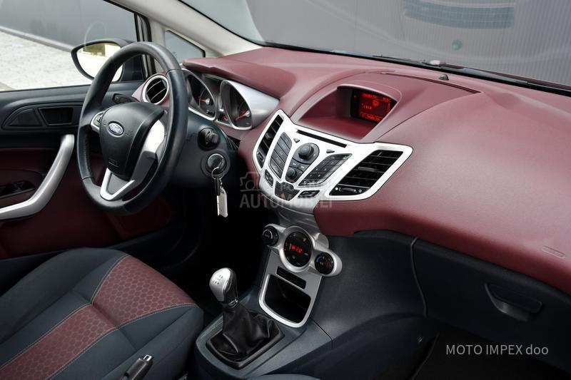 Ford Fiesta 1.2/TITANIUM/N0VA