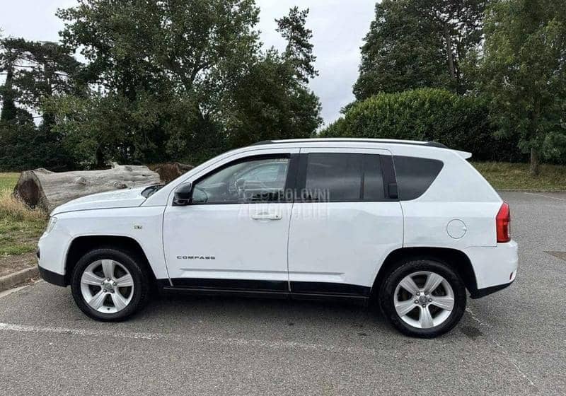 Jeep Compass BZ 2011. god. -  kompletan auto u delovima