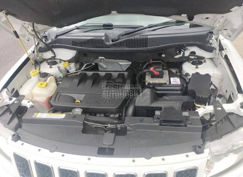 Jeep Compass BZ 2011. god. -  kompletan auto u delovima