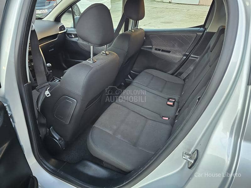 Peugeot 207 1.6 Hdi