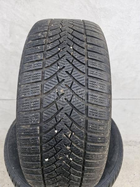 Semperit 255/50 R19 Zimska