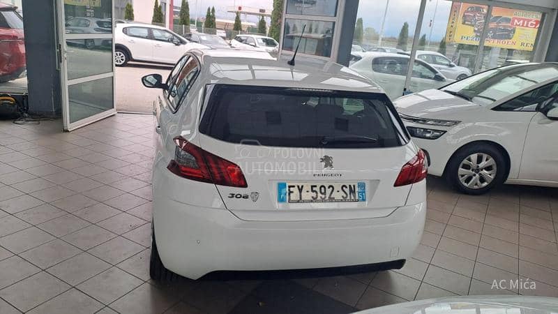 Peugeot 308 1.5 BLU NAV LED USB