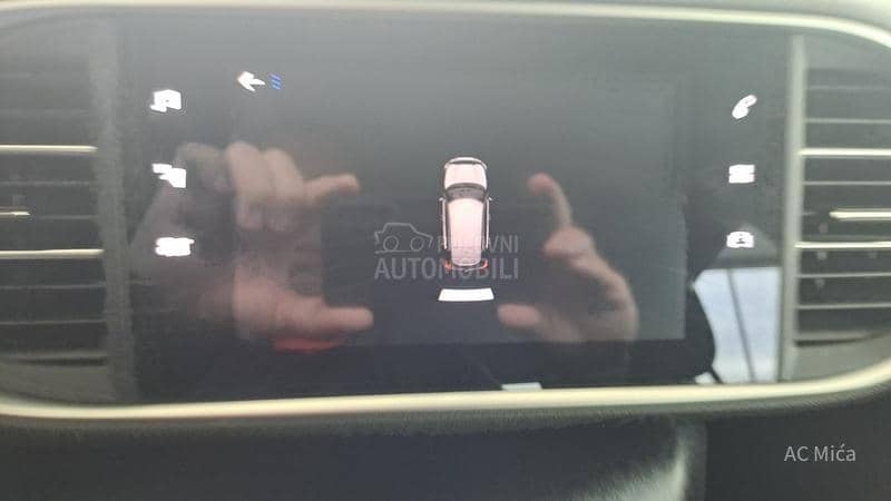 Peugeot 308 1.5 BLU NAV LED USB