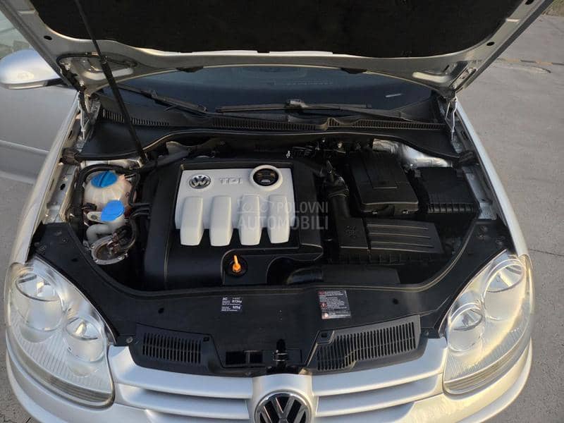 Volkswagen Golf 5 1.9TDi BXE 77/105
