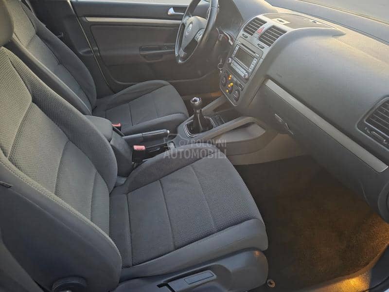 Volkswagen Golf 5 1.9TDi BXE 77/105