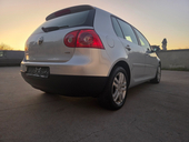 Volkswagen Golf 5 1.9TDi BXE 77/105