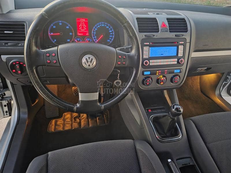 Volkswagen Golf 5 1.9TDi BXE 77/105
