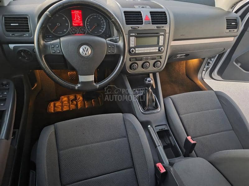 Volkswagen Golf 5 1.9TDi BXE 77/105