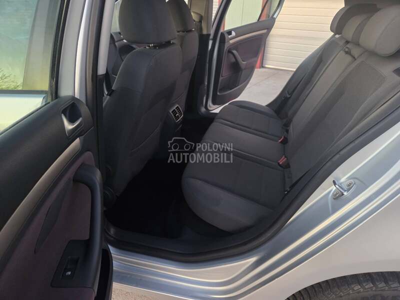 Volkswagen Golf 5 1.9TDi BXE 77/105