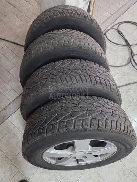 Tigar 215/65 R16 Zimska