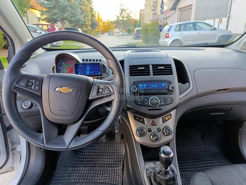 Chevrolet Aveo 