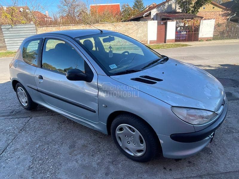 Peugeot 206 