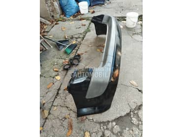 zadnji branik crni za Renault Grand Scenic od 2002. do 2009. god.
