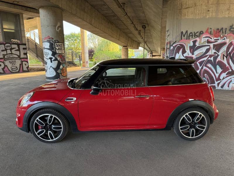 MINI John Cooper Works JCW