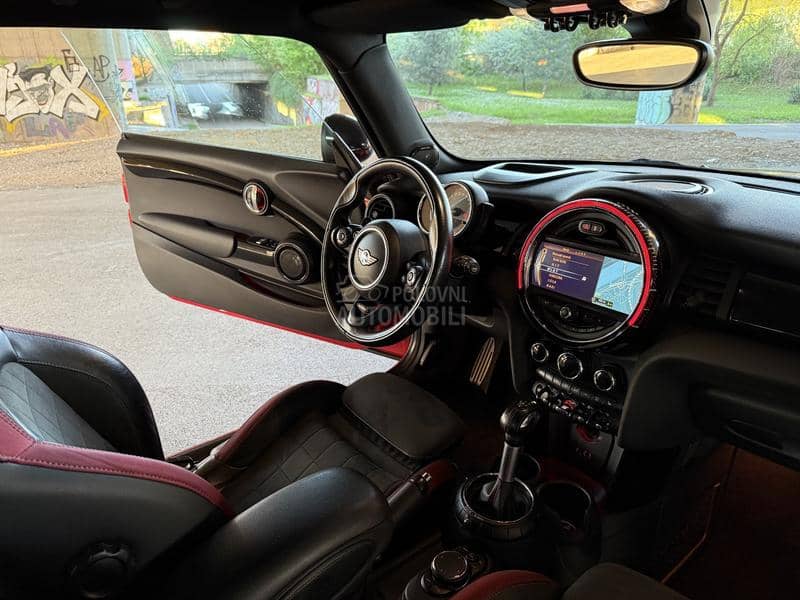 MINI John Cooper Works JCW