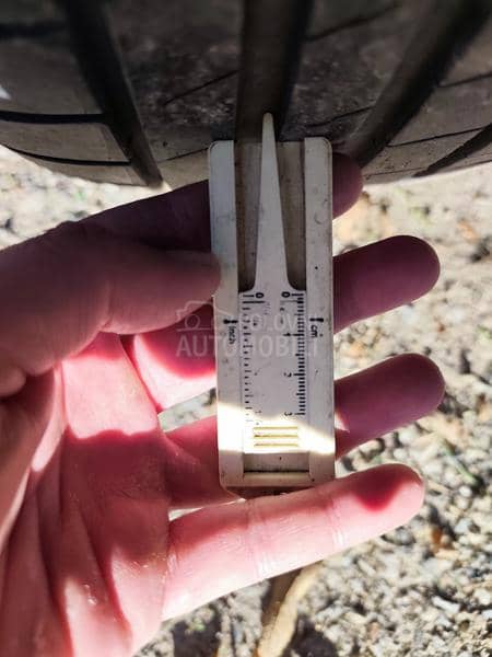 Goodyear 215/60 R16 Letnja