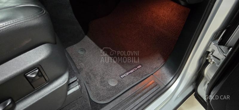 Porsche Cayenne 3.0tdi