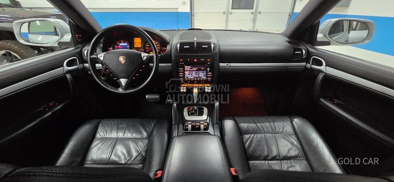 Porsche Cayenne 3.0tdi
