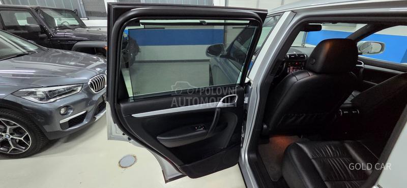 Porsche Cayenne 3.0tdi