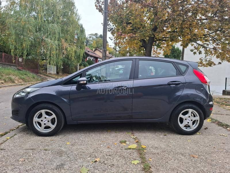 Ford Fiesta 1.5 TDCi Restyle 5vr
