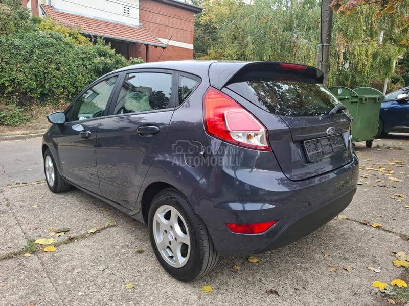 Ford Fiesta 1.5 TDCi Restyle 5vr