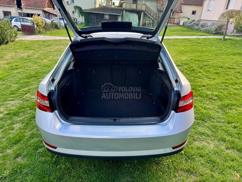 Škoda Superb 1.6 TDI