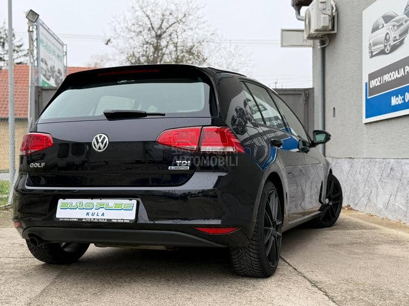 Volkswagen Golf 7 1.6TDI BLUEMOTION