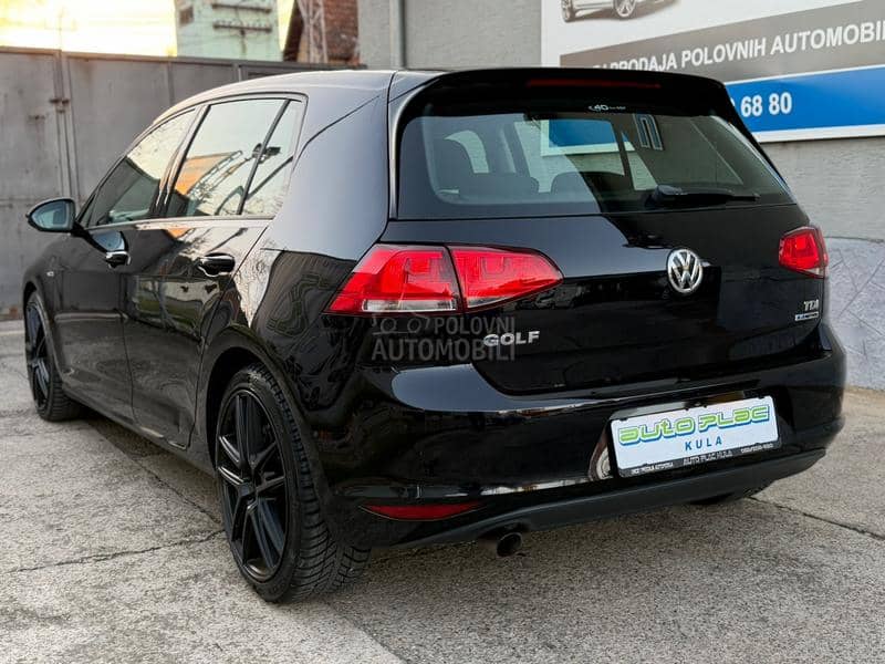 Volkswagen Golf 7 1.6TDI BLUEMOTION