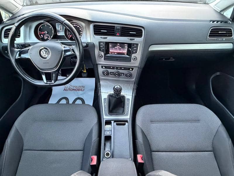 Volkswagen Golf 7 1.6TDI BLUEMOTION