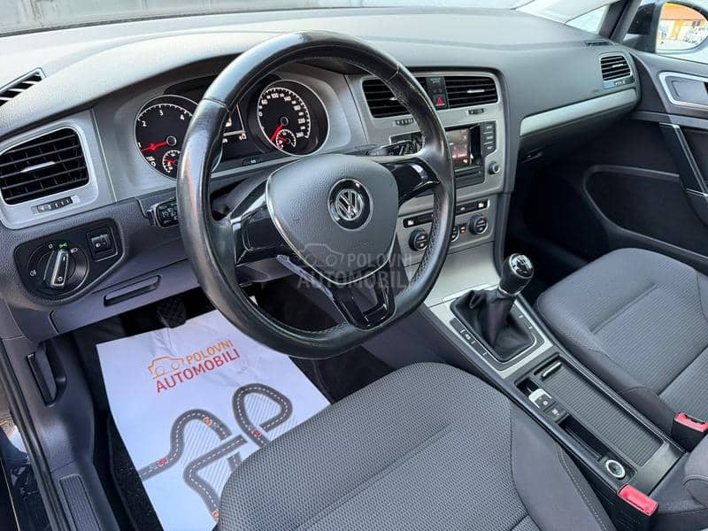 Volkswagen Golf 7 1.6TDI BLUEMOTION