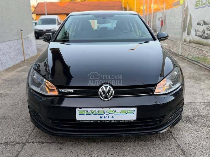 Volkswagen Golf 7 1.6TDI BLUEMOTION