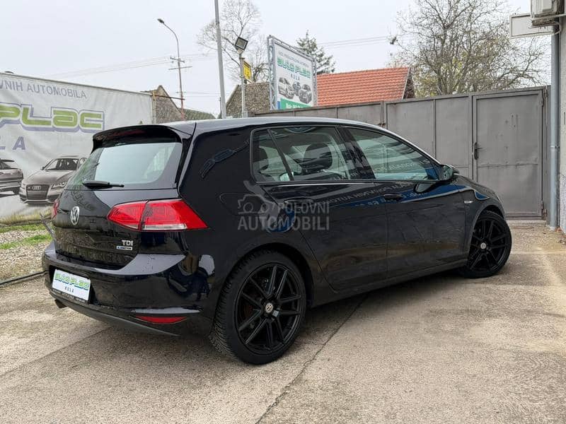 Volkswagen Golf 7 1.6TDI BLUEMOTION