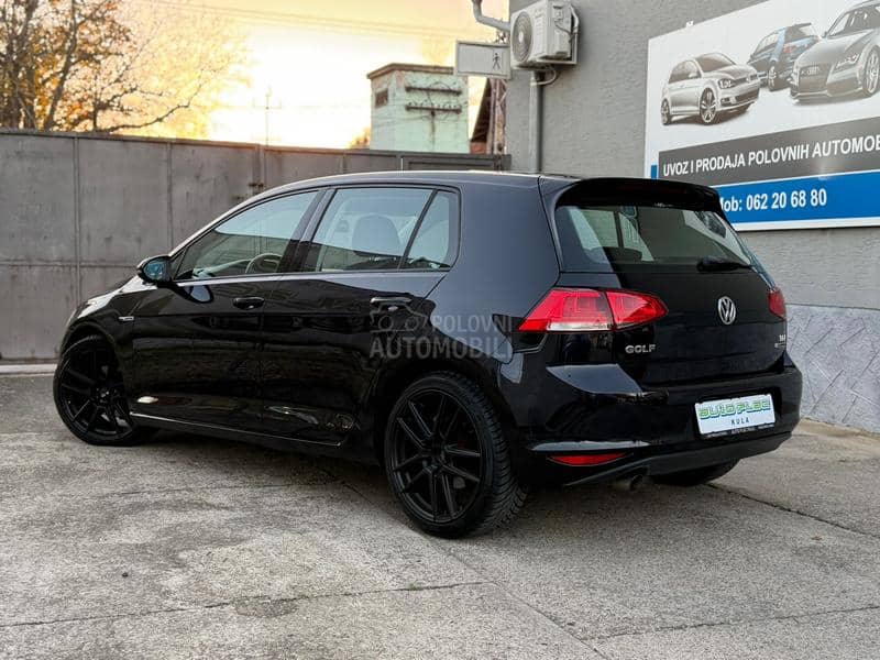 Volkswagen Golf 7 1.6TDI BLUEMOTION
