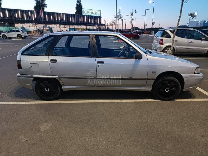 Zastava Florida In 1.6 In L