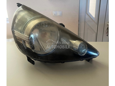 Far za Honda Jazz za 2002. god.