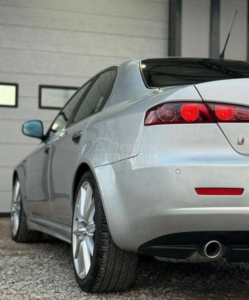 Alfa Romeo 159 2.4 jtdm TI 209hp CH
