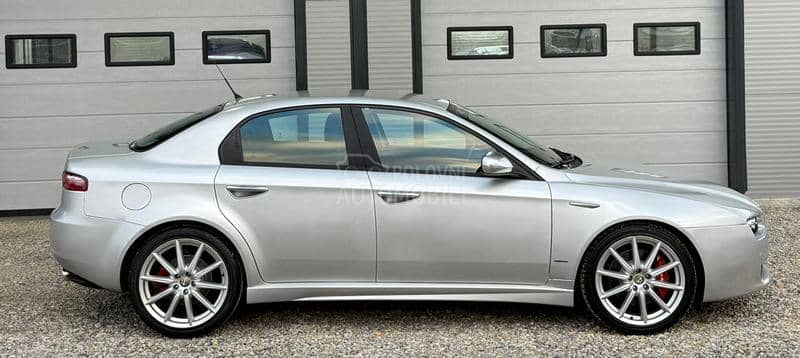 Alfa Romeo 159 2.4 jtdm TI 209hp CH