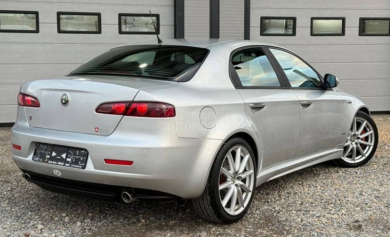 Alfa Romeo 159 2.4 jtdm TI 209hp CH