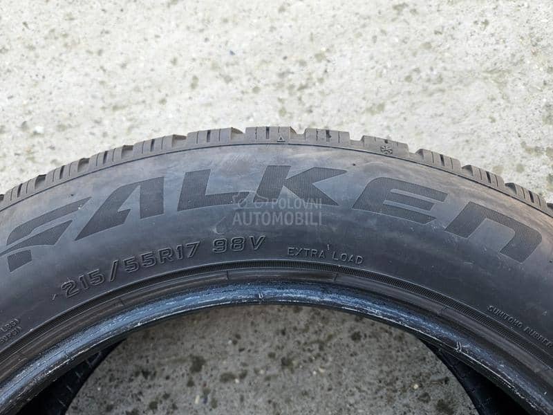 Falken 215/55 R17 Zimska