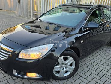 Opel Insignia 1.4 ESSENTIA