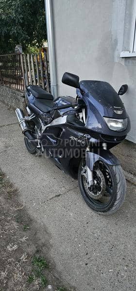 Kawasaki Zx6r VODI SE NA A2