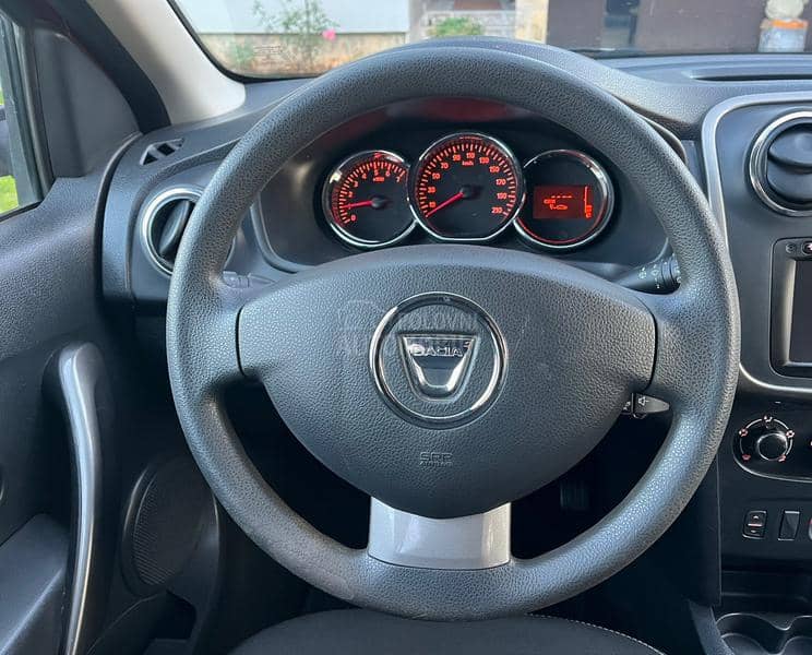 Dacia Sandero 1.2i