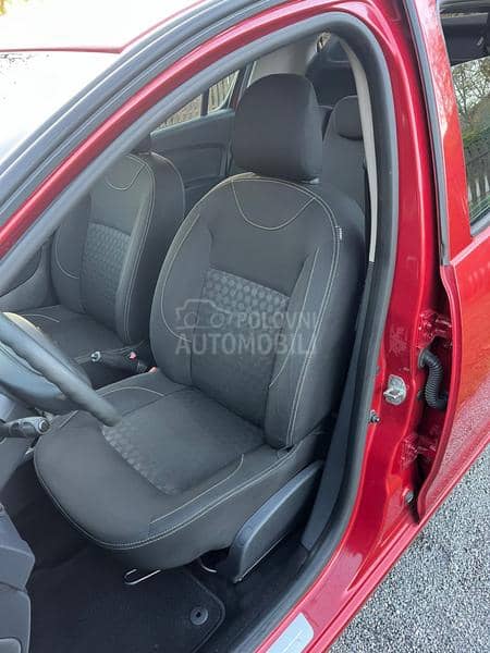 Dacia Sandero 1.2i