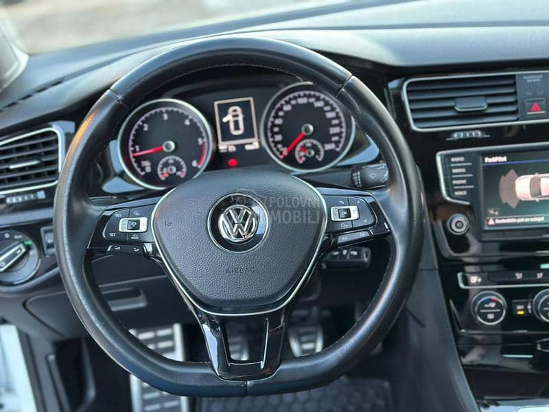 Volkswagen Golf 7 