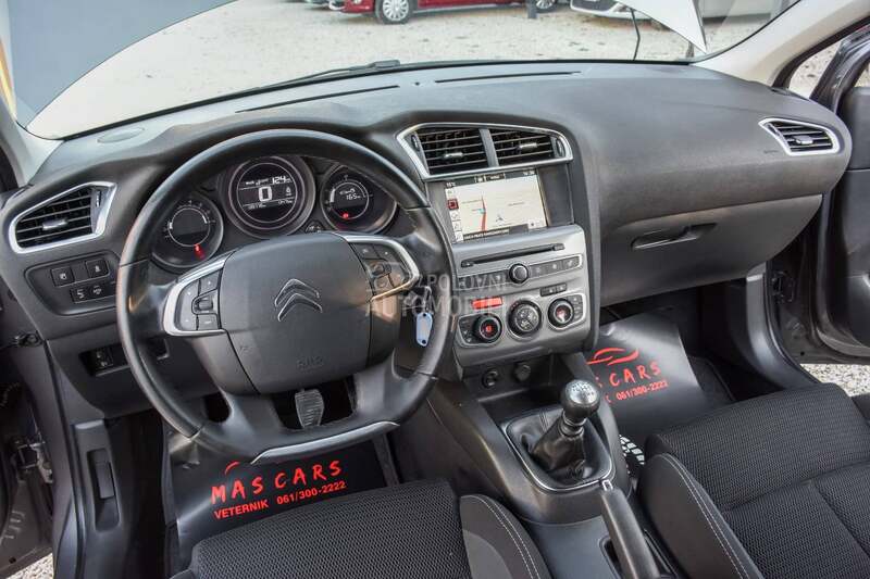 Citroen C4 1.2 i SST CH