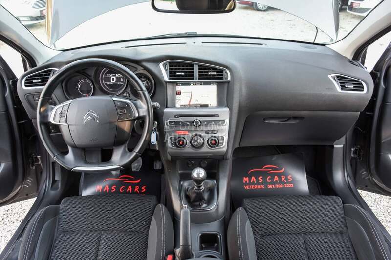 Citroen C4 1.2 i SST CH